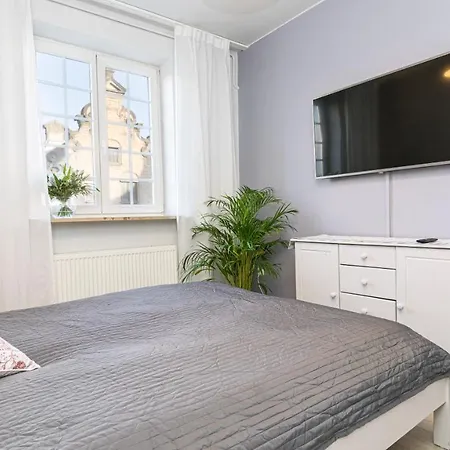 Maya's Flats & Resorts - Old Town Mariacka *